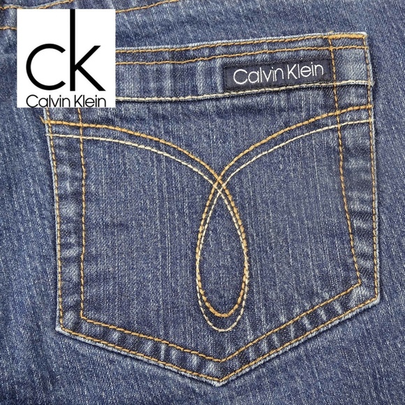 C K Woman JEANS Medium WASH BLUE DENIM SIZE 10/33. - Picture 4 of 5